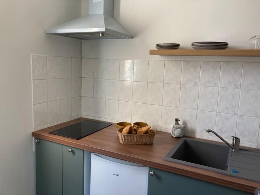 Cozy Studio With Balcony And Free Parking Aix-en-Provence Esterno foto