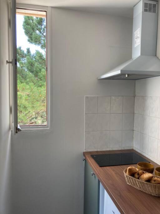 Cozy Studio With Balcony And Free Parking Aix-en-Provence Esterno foto