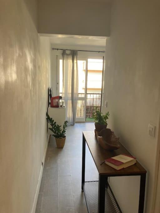 Cozy Studio With Balcony And Free Parking Aix-en-Provence Esterno foto