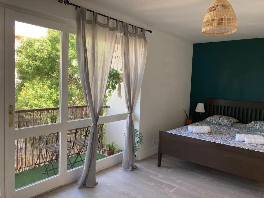 Cozy Studio With Balcony And Free Parking Aix-en-Provence Esterno foto